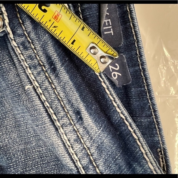 Grace In La Easy Fit Embroidered Jeans - Picture 11 of 13